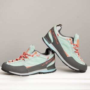 LA SPORTIVA Boulder X Trail Running Shoes Women Sz 9.5 Aqua Vibram Sole GorpCore